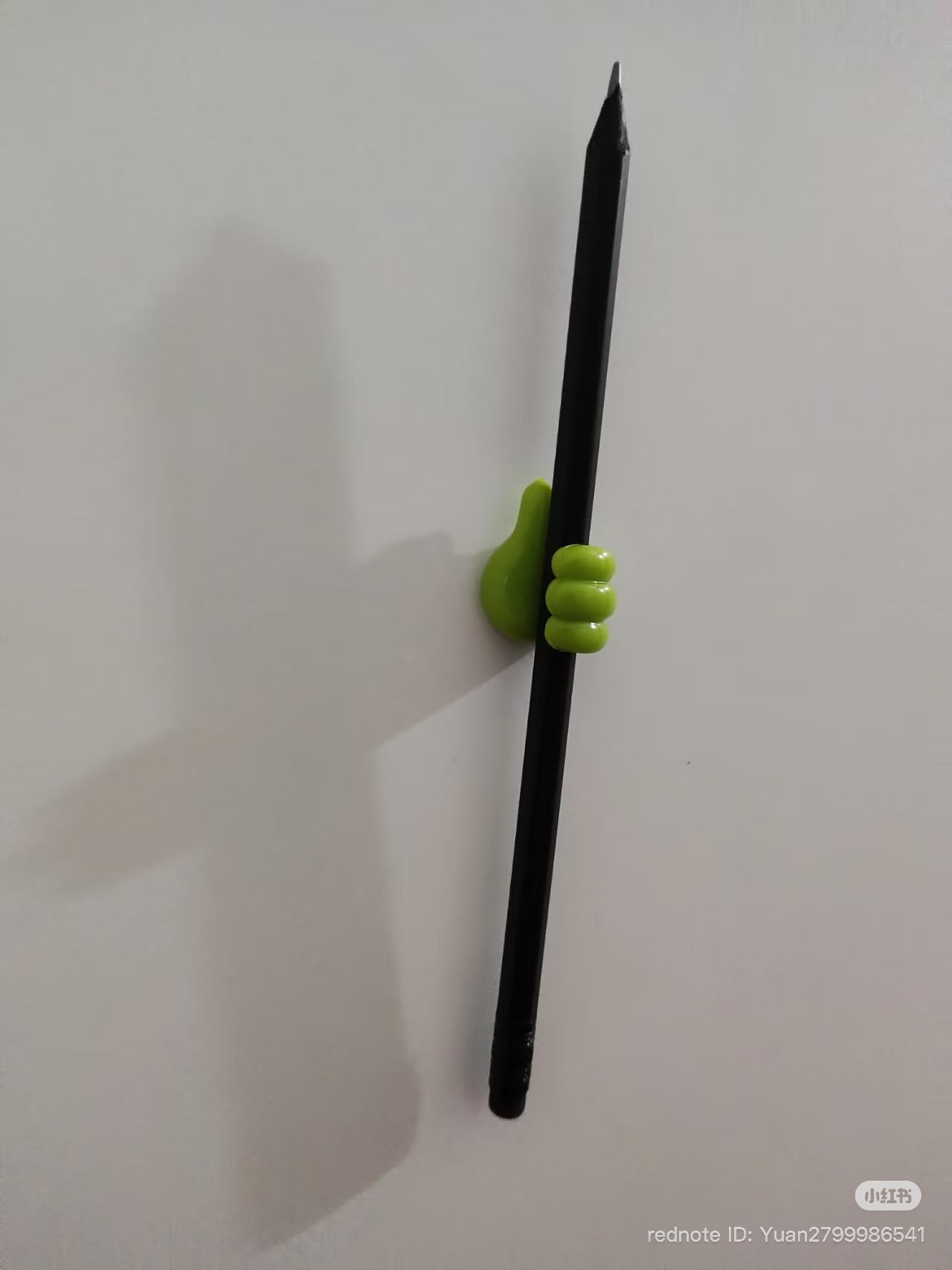 Multi-Purpose Thumbs-Up Silicone Organizer Clips (Holds Cables, Keys, Pens & More)