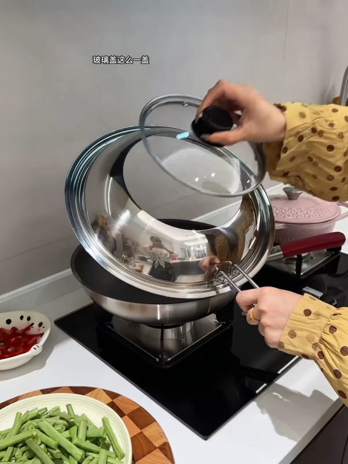 Stainless Steel Anti-Splatter Cooking Lid – Universal Wok & Pan Cover