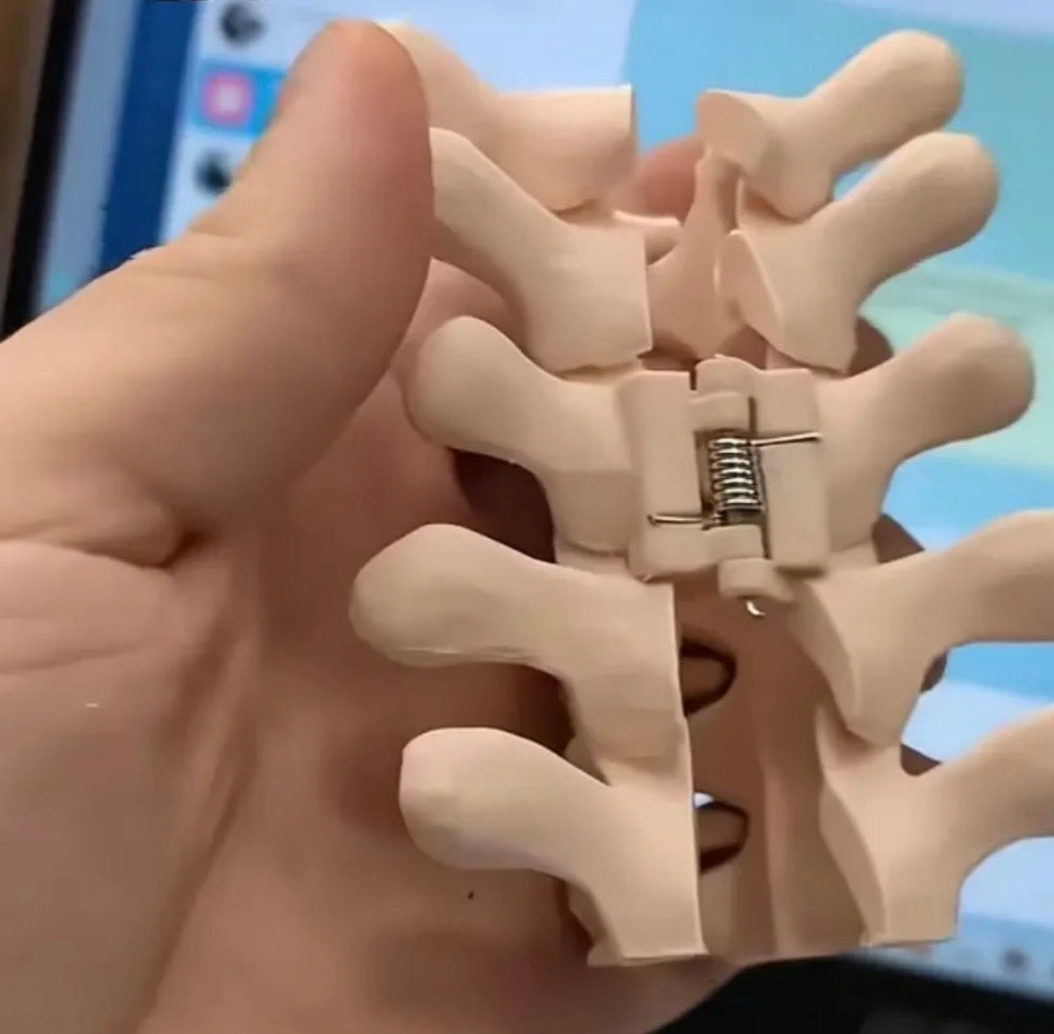 Anatomy Skeleton Hair Clip – Cute Medical Student Gift 🩺🦴