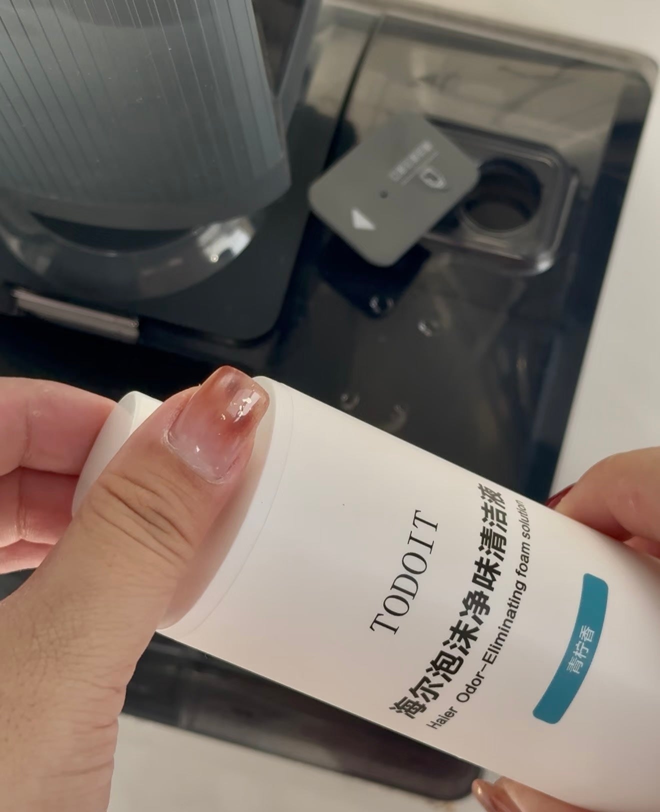 Smart Floor Cleaning Machine – Cordless Wet & Dry Floor Cleaner