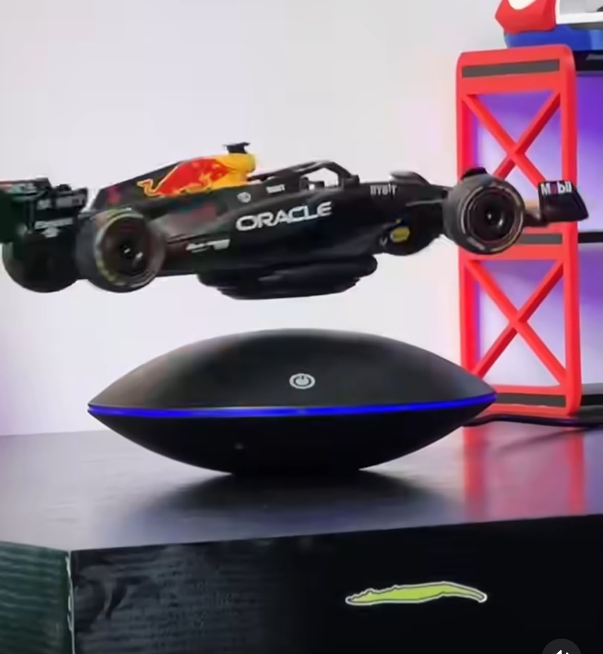 Magnetic Levitating Formula Racing Car Model – Floating Desk Display Toy