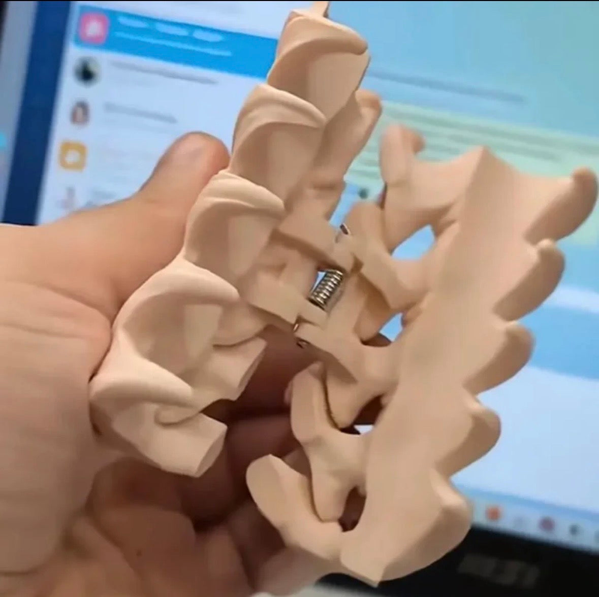 Anatomy Skeleton Hair Clip – Cute Medical Student Gift 🩺🦴