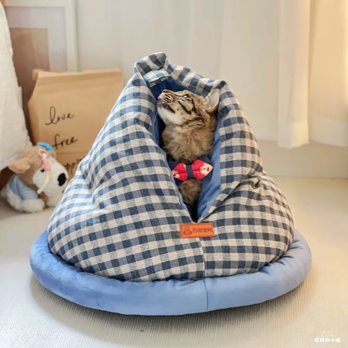 360° Warm Plaid Covered Cat Cave Bed - Cozy & Soft Covered Pet Nest