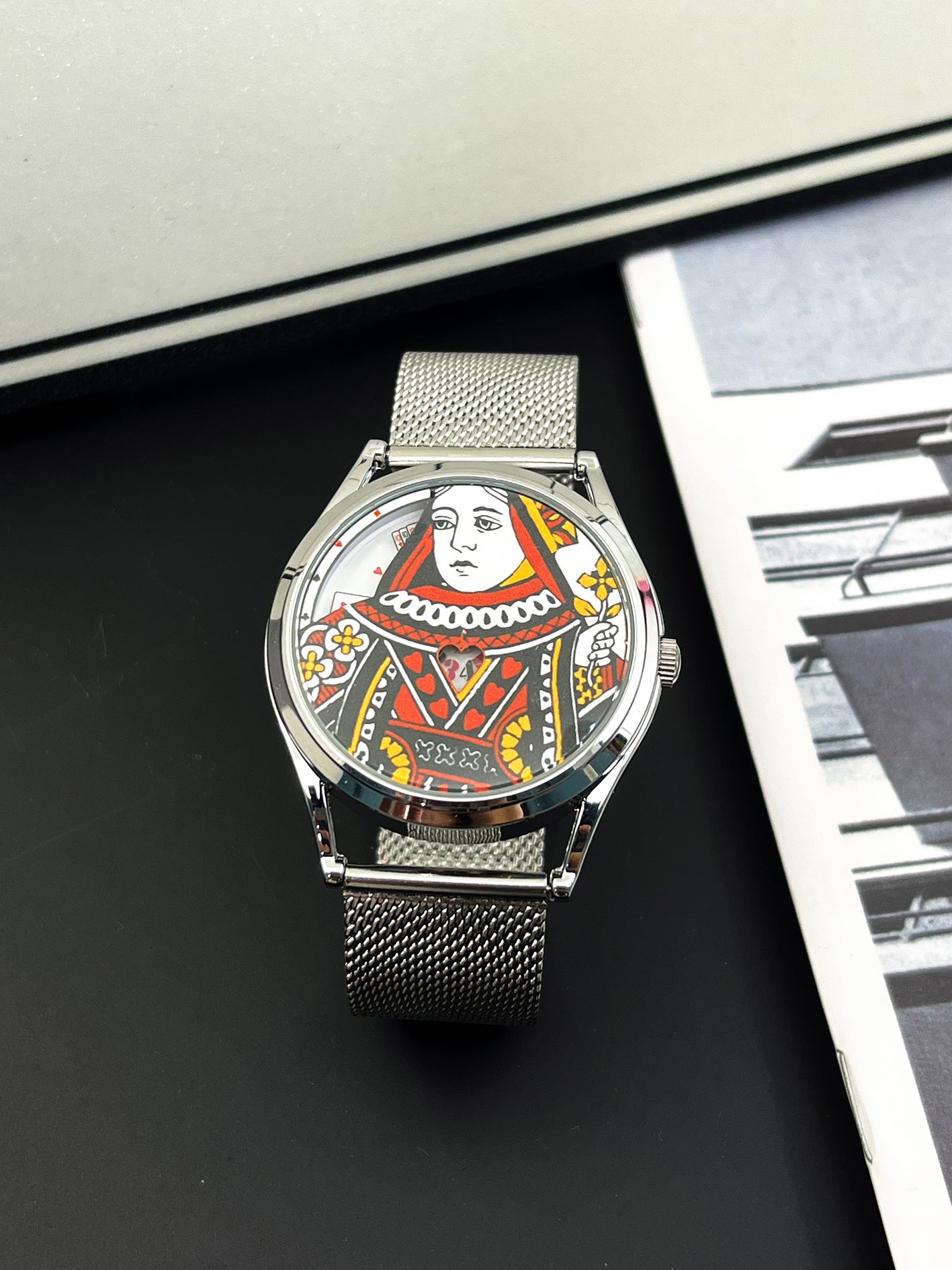Cartoon King Character Watch – Fun Cartoon Wristwatch for Kids & Collectors
