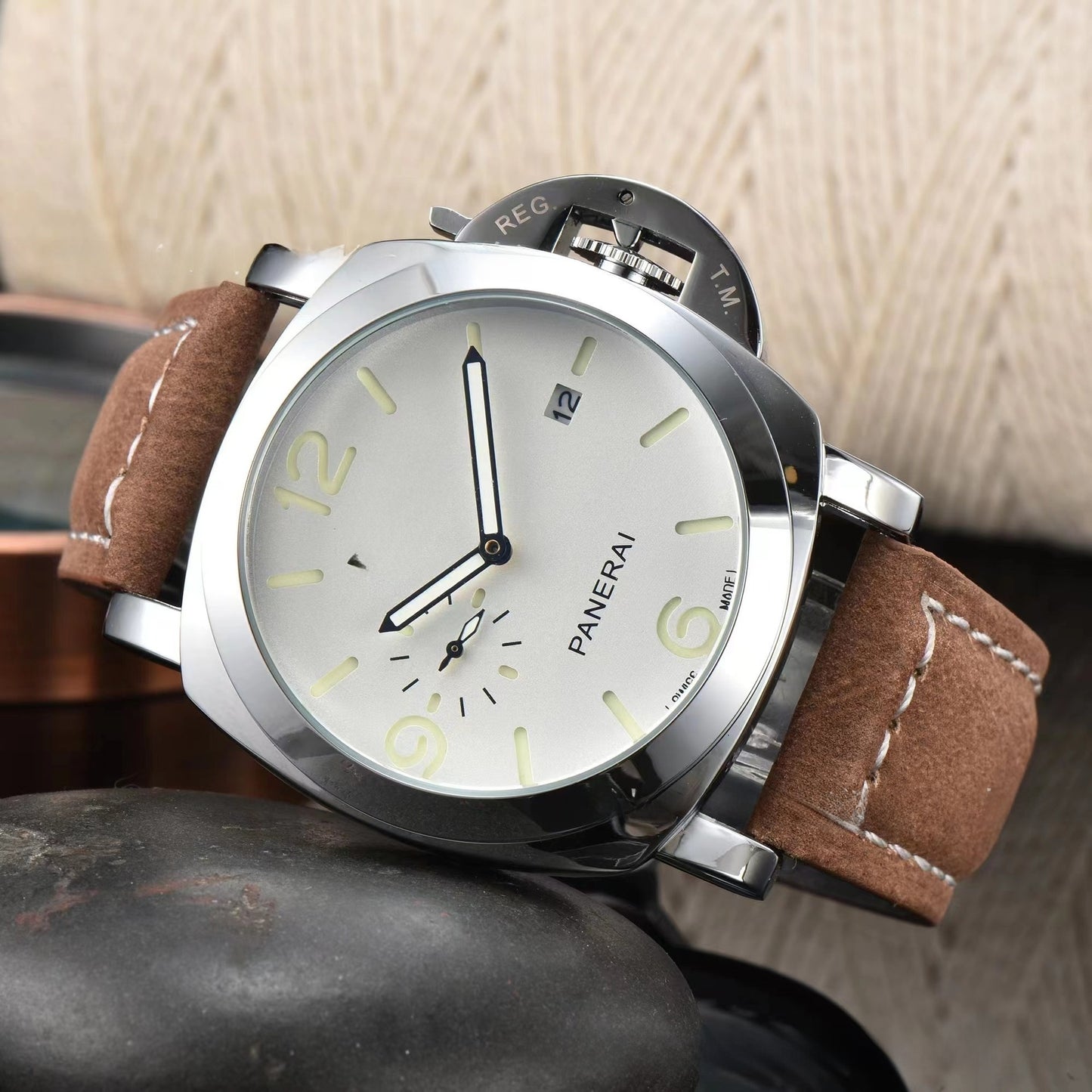 Meow™ Minimalist Quartz Watch – Elegant Everyday Fashion Wristwatch
