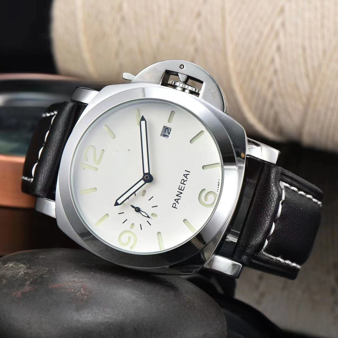 Meow™ Minimalist Quartz Watch – Elegant Everyday Fashion Wristwatch
